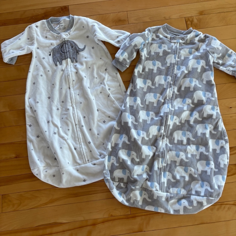 Carter's Gray and White Sleep Sacks x2 size 3-6 months fleece warm winter